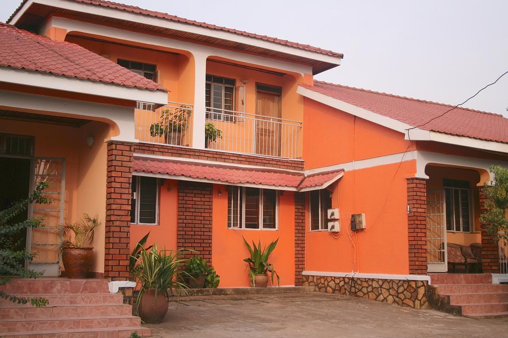 Hotel Acacia Kampala Exterior foto